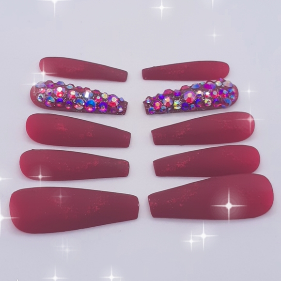 Matte Red Holiday Sparkle Press on Nails - Picture 3 of 7